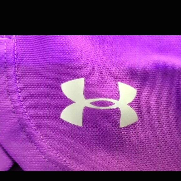 Under Armour Shorts Women's Size XSP Heat Gear Running Performance YLG/JG/G - Picture 2 of 6